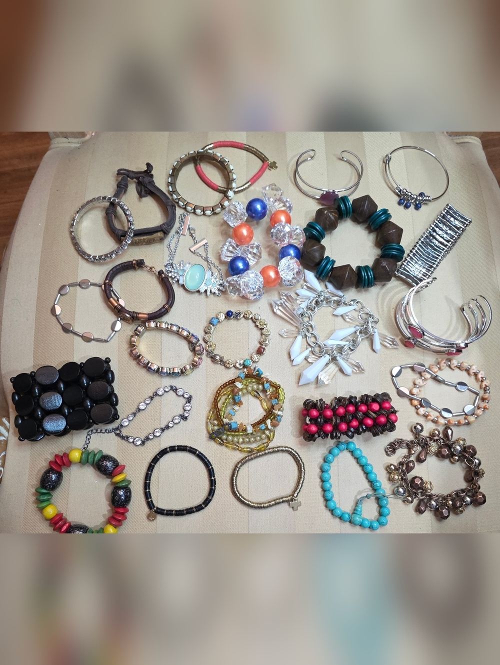 RESELLERS!!! LOT OF 27 BRACELETS KEEP OR RESELL